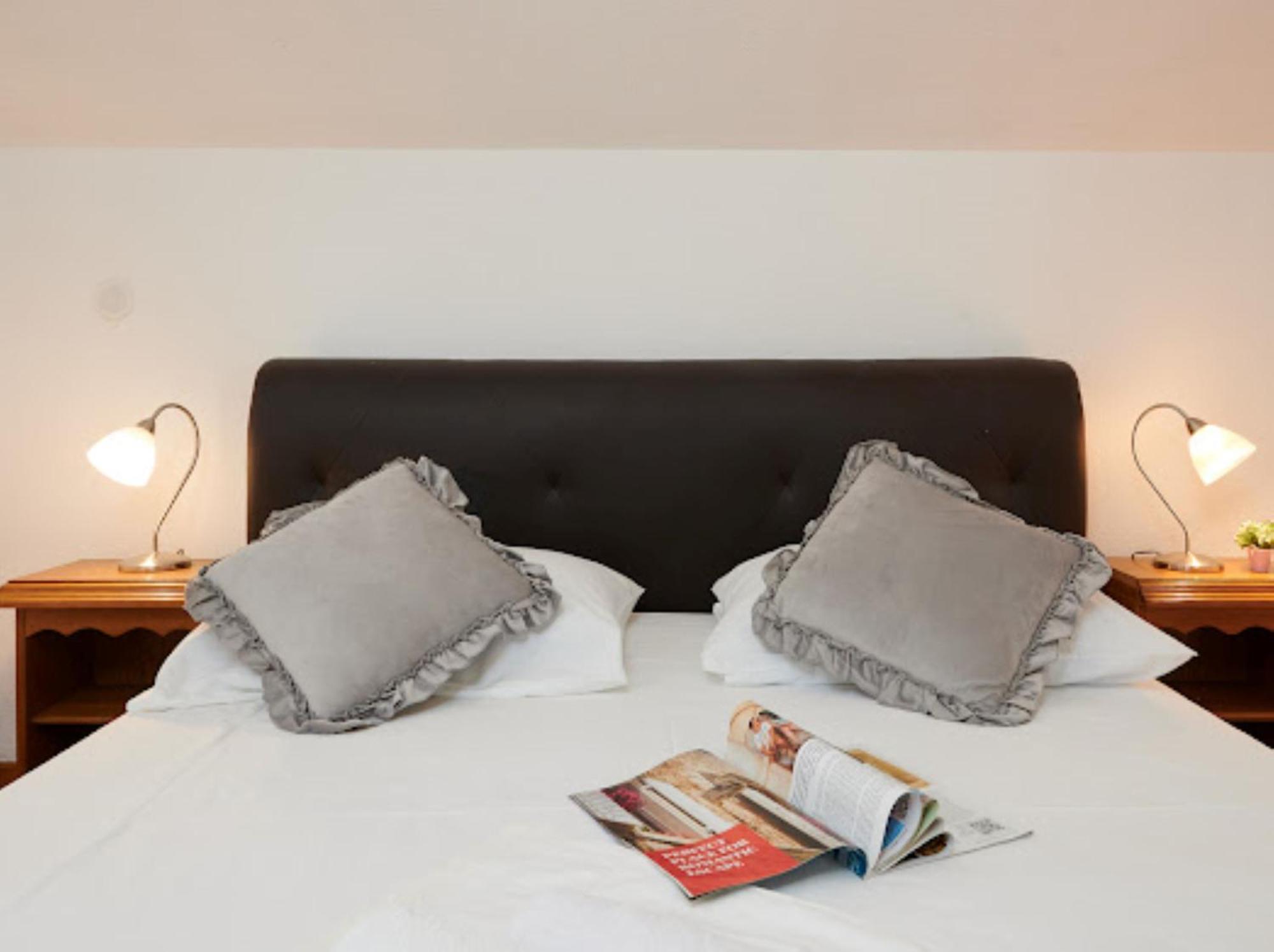 Guesthouse Ana Trogir Old Town Екстер'єр фото