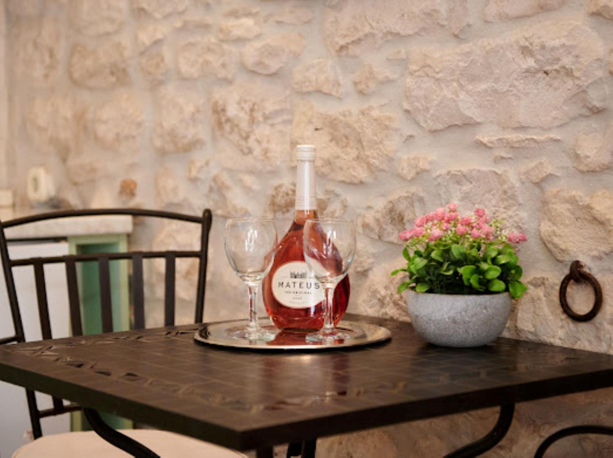 Guesthouse Ana Trogir Old Town Екстер'єр фото