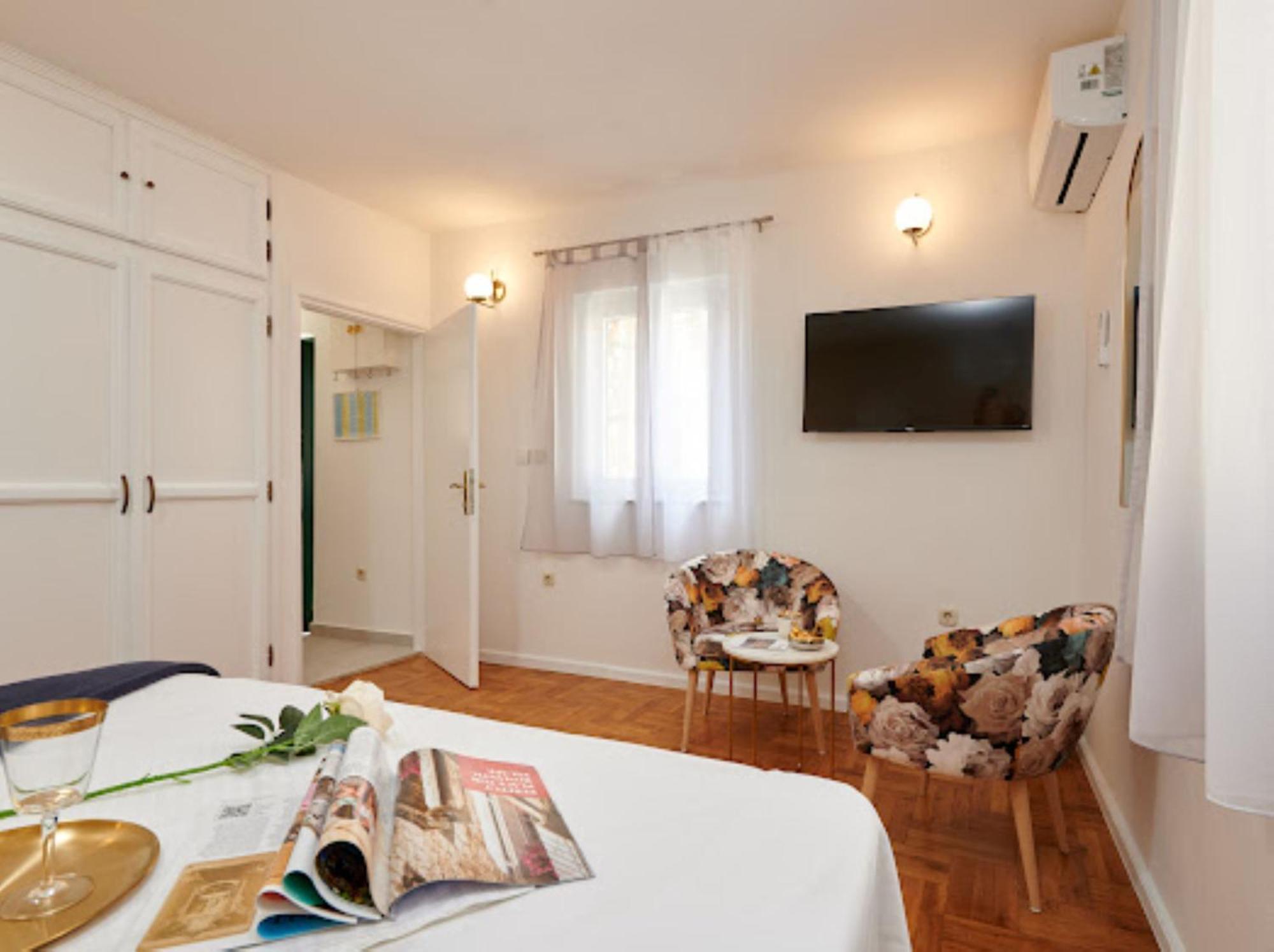Guesthouse Ana Trogir Old Town Номер фото