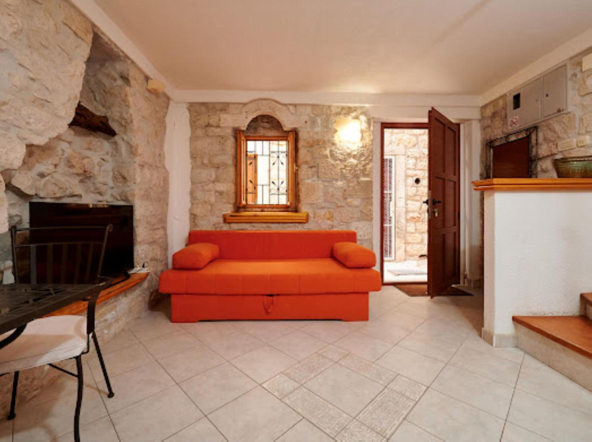 Guesthouse Ana Trogir Old Town Номер фото