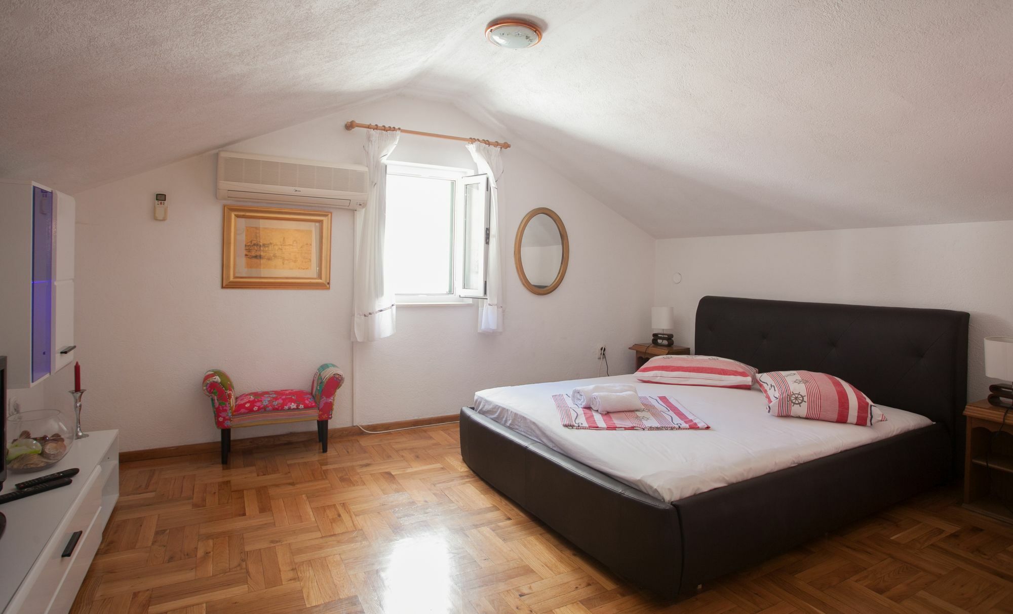 Guesthouse Ana Trogir Old Town Екстер'єр фото